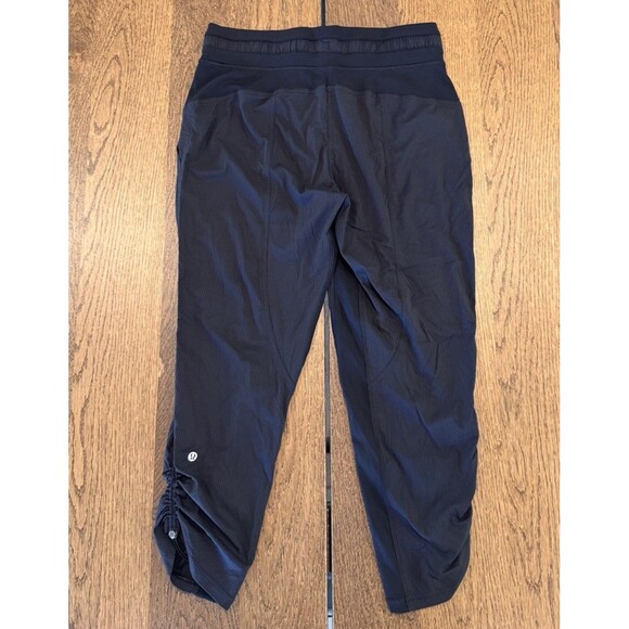 Lululemon Dance Studio Mid Rise Cropped Pant Women’s 8 Black Tie Waist Pockets - Picture 4 of 13